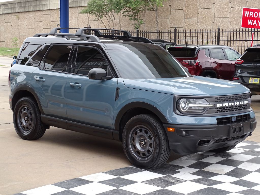 2021 Ford Bronco Image 9
