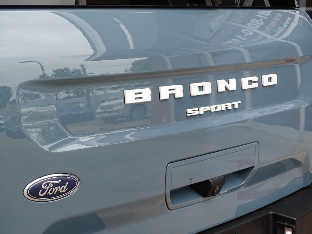 2021 Ford Bronco Image 14