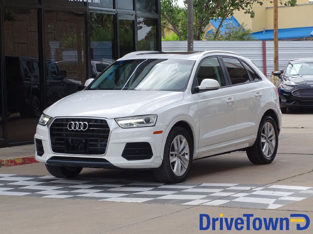2017 Audi Q3 Image 1
