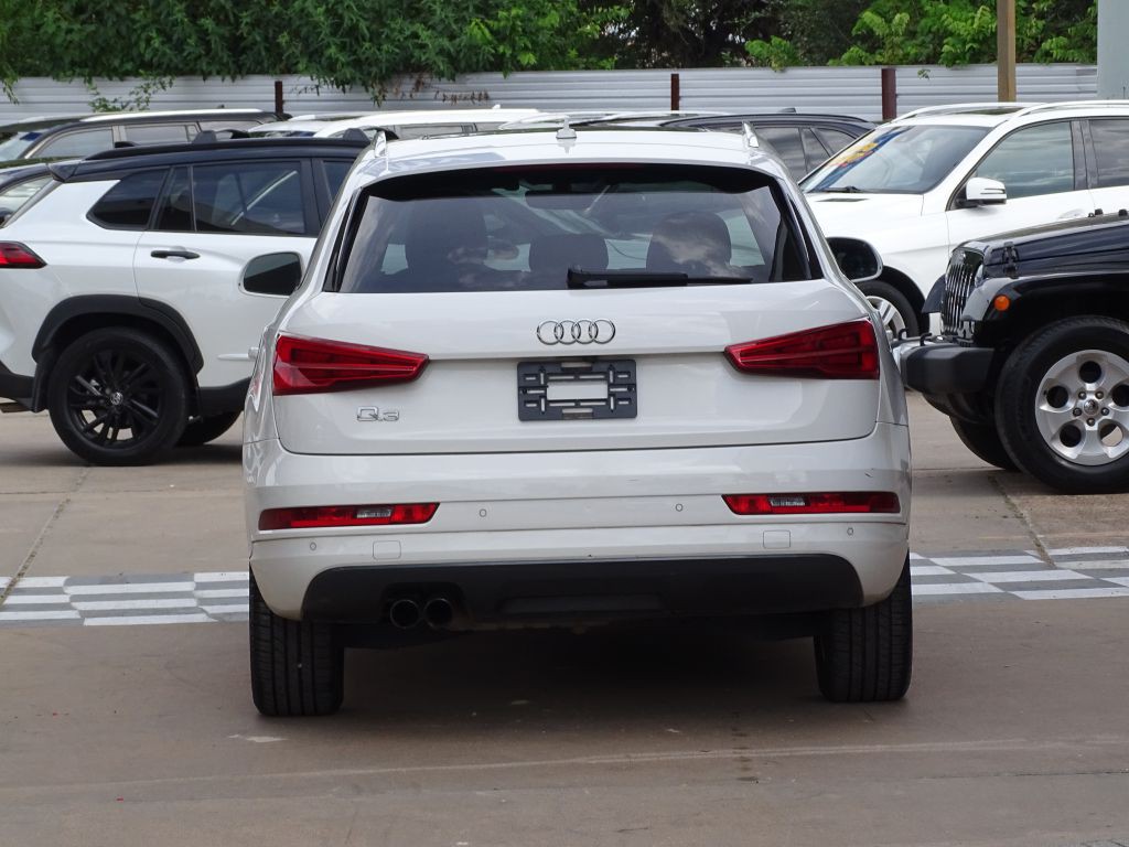 2017 Audi Q3 Image 5
