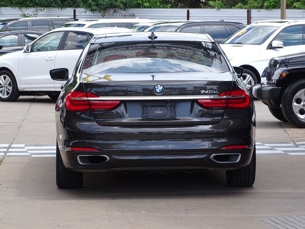 2017 BMW 7 Series Image 6