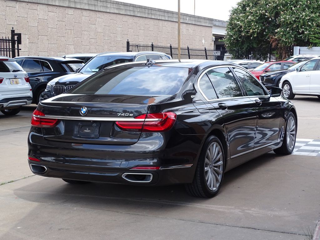 2017 BMW 7 Series Image 8