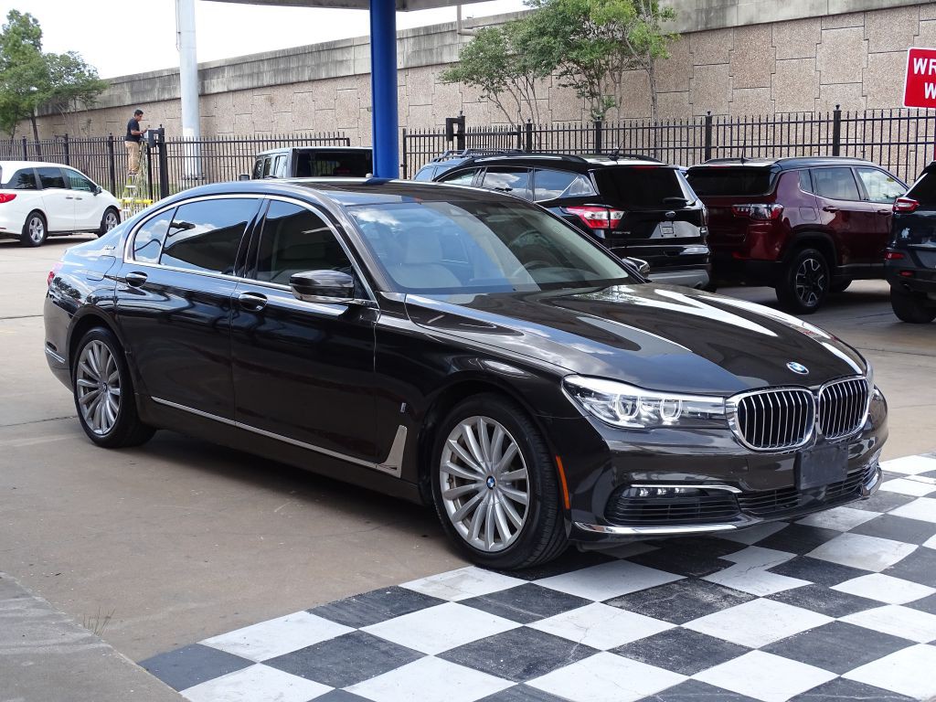 2017 BMW 7 Series Image 9