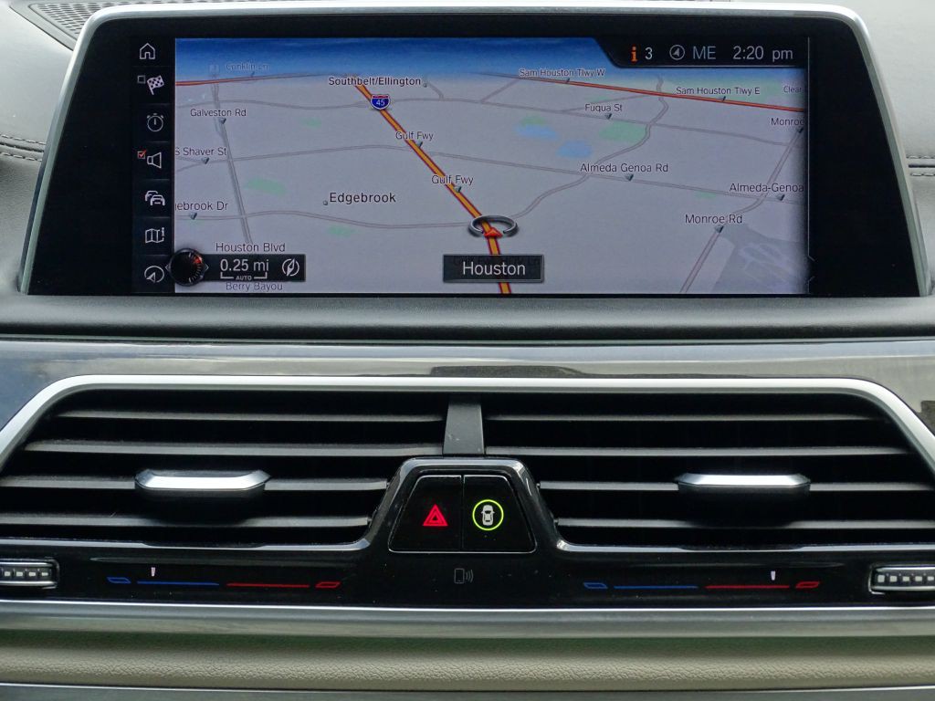 2017 BMW 7 Series Image 17