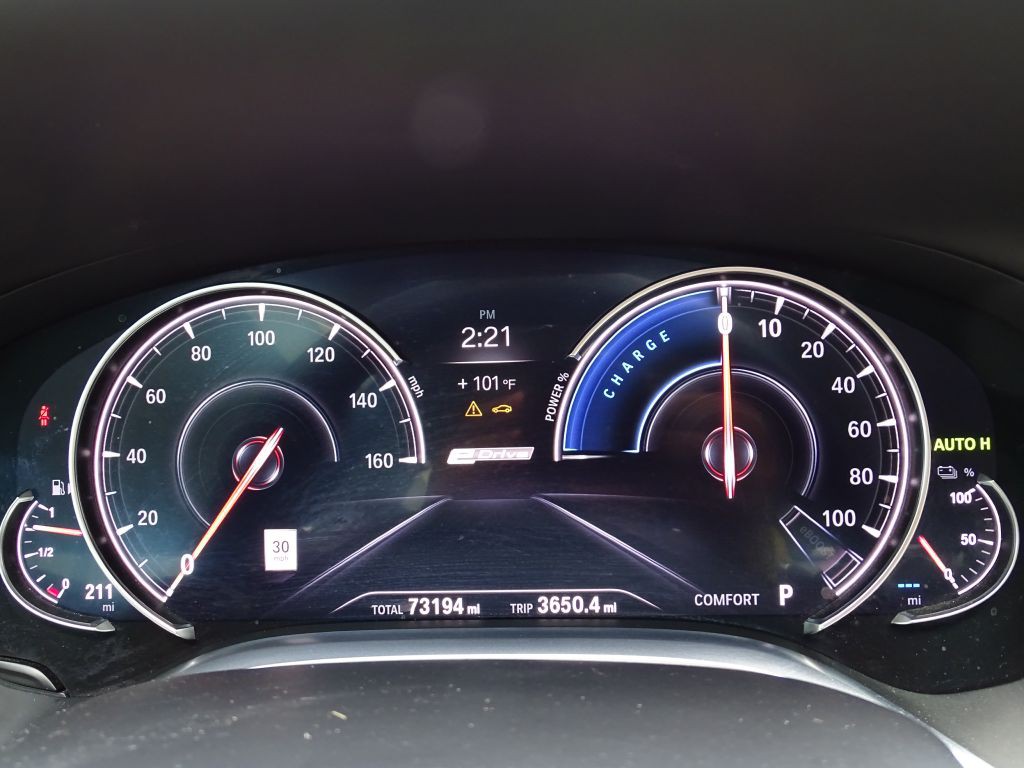 2017 BMW 7 Series Image 19