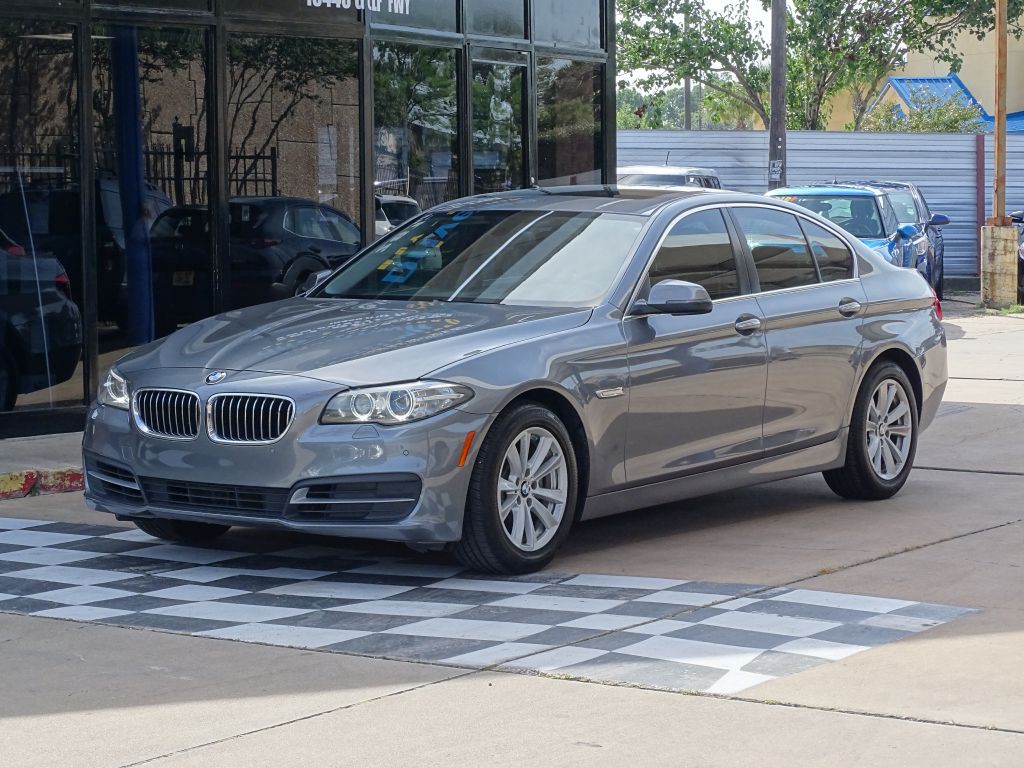 2014 BMW 5 Series Image 3