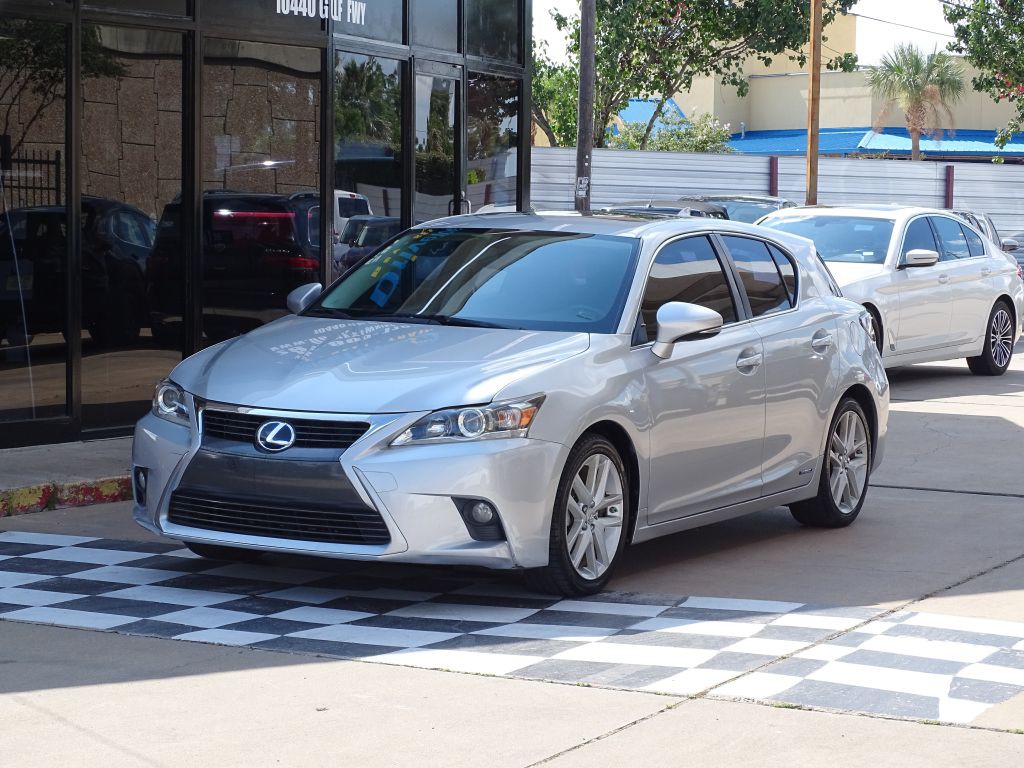 2015 Lexus CT Image 3