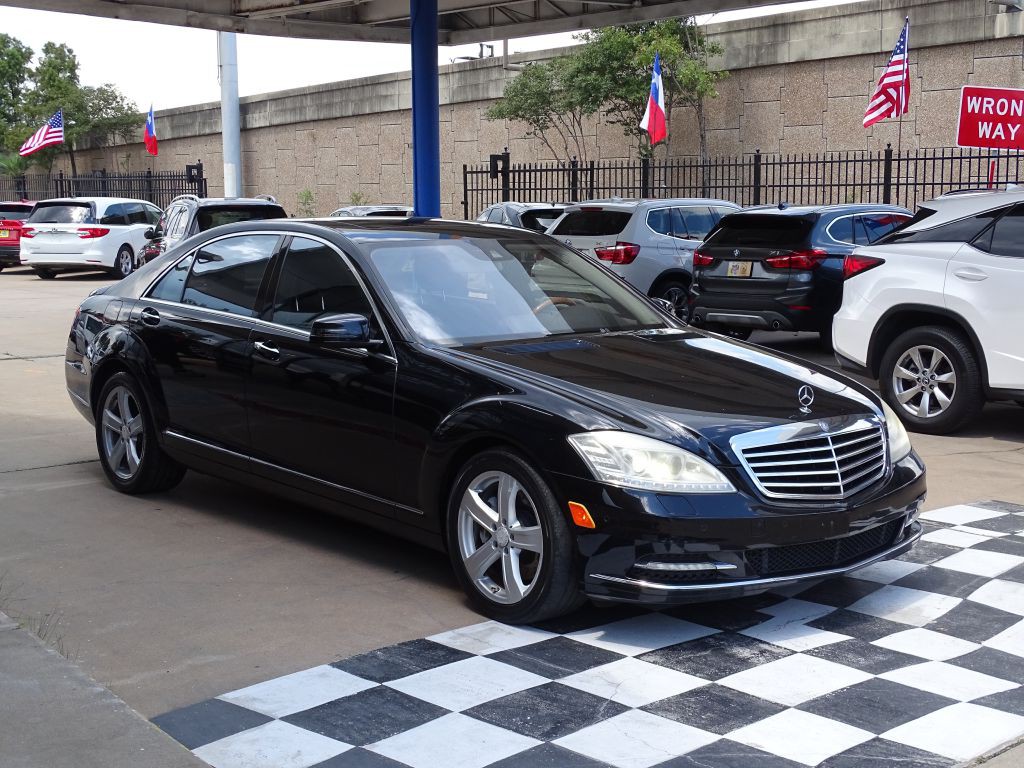 2010 Mercedes-Benz S-Class Image 9