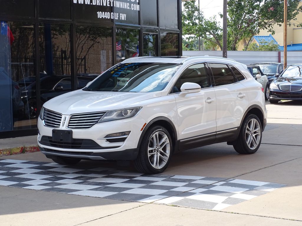 2017 Lincoln MKC Image 3