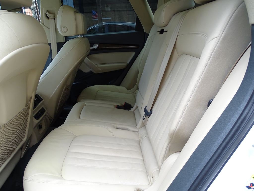 2018 Audi Q5 Image 12