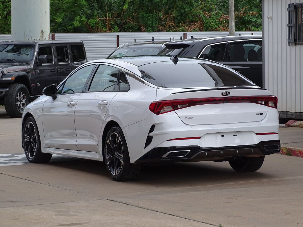 2021 Kia K5 Image 5