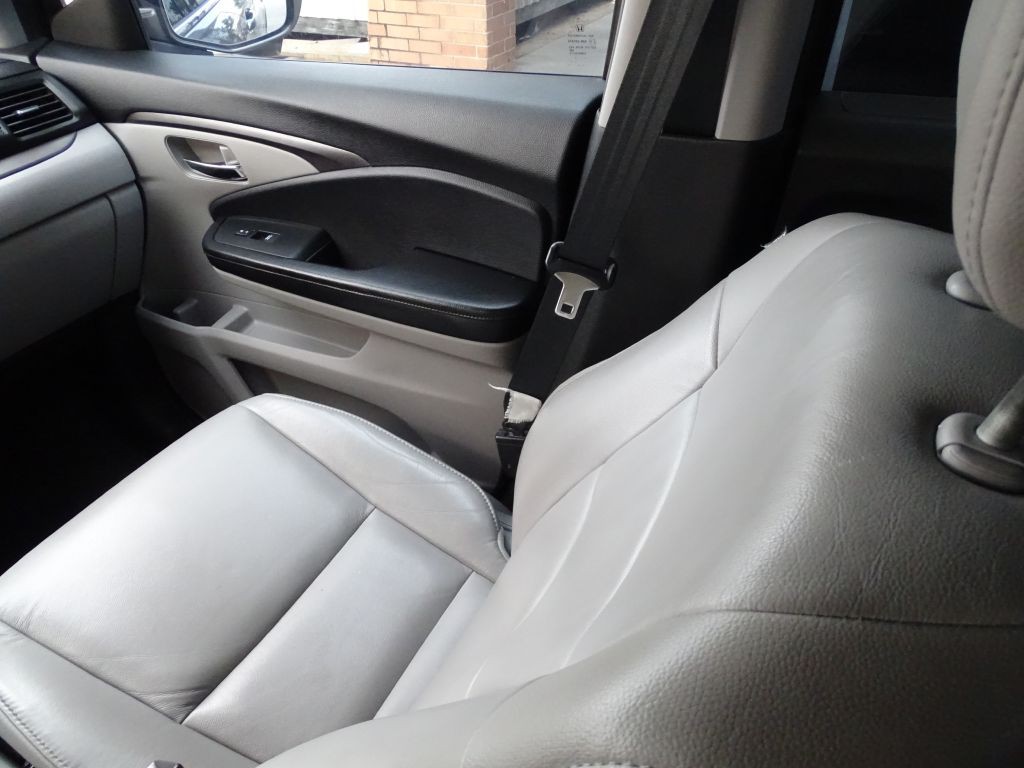 2016 Honda Pilot Image 15