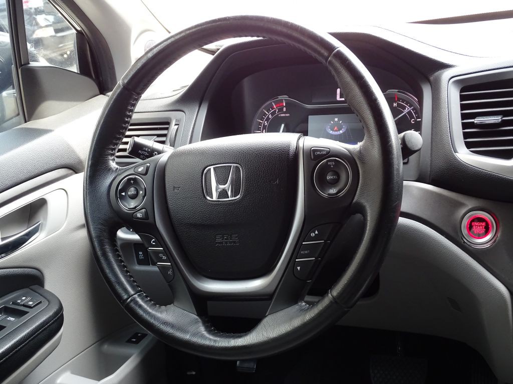 2016 Honda Pilot Image 16