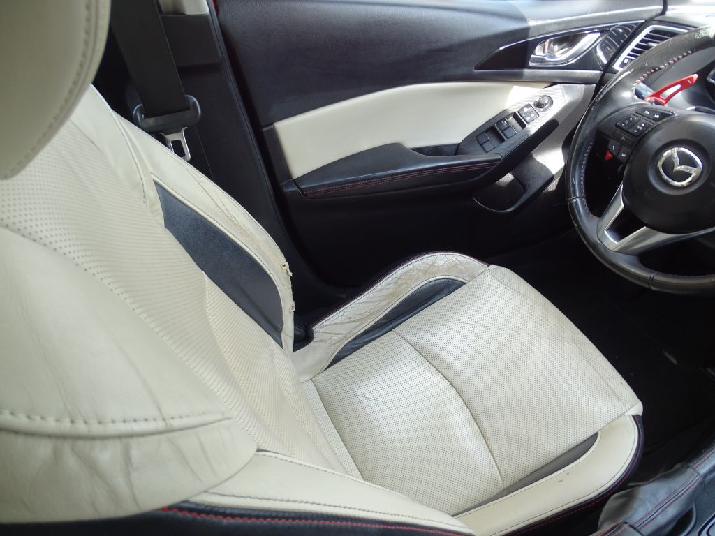 2015 Mazda Mazda3 Image 12