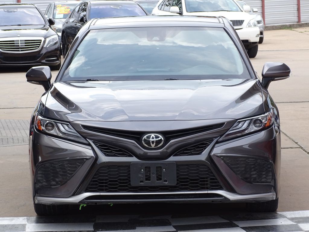 2022 Toyota Camry Image 10