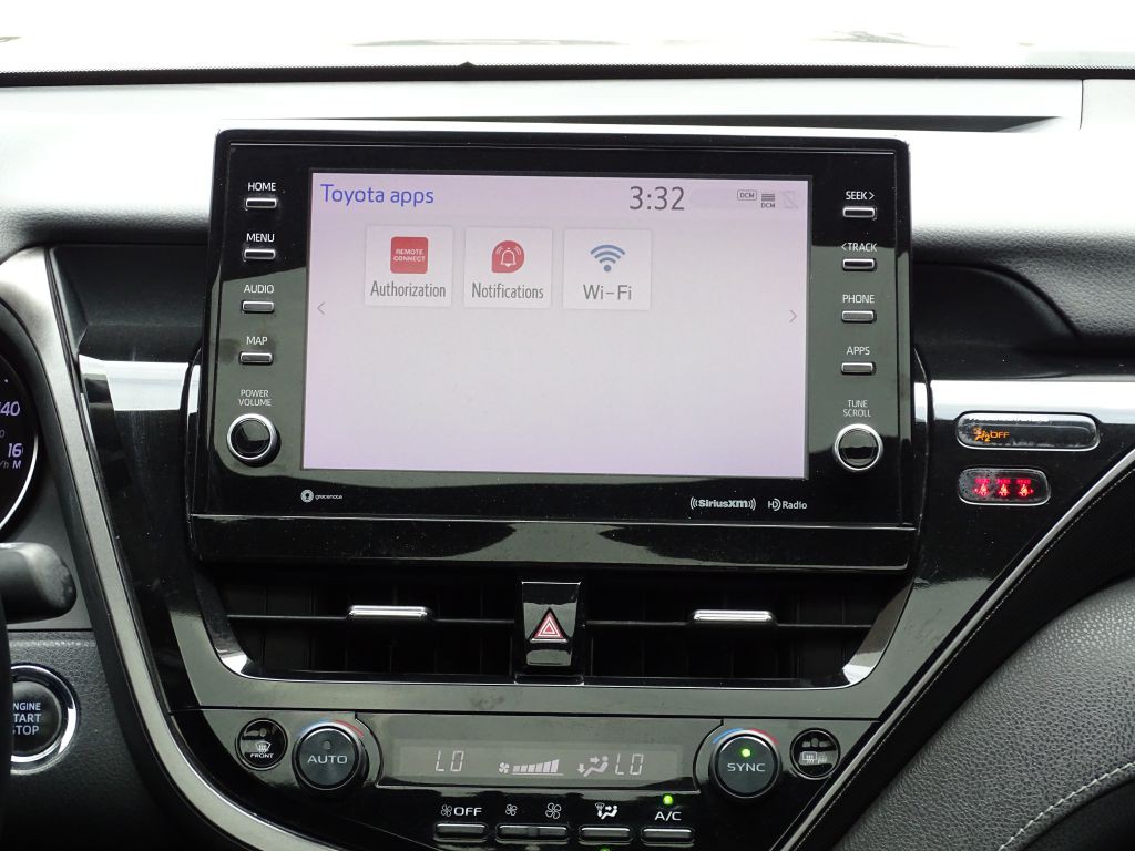 2022 Toyota Camry Image 16