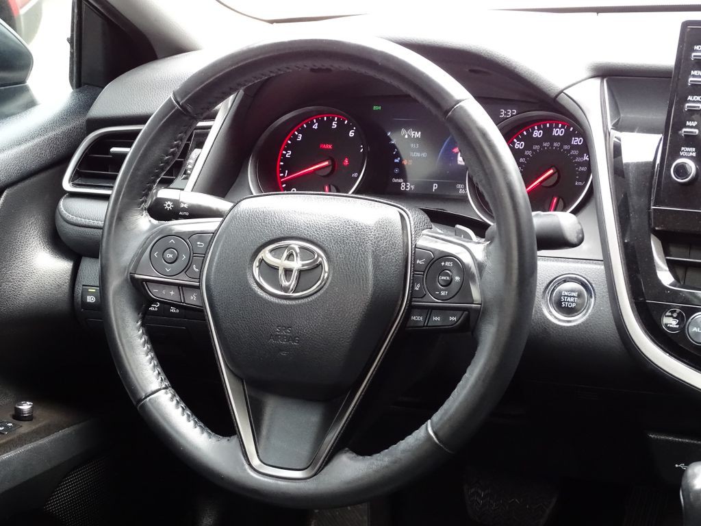2022 Toyota Camry Image 17