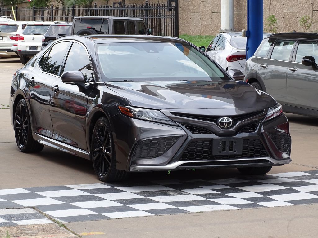 2022 Toyota Camry Image 8