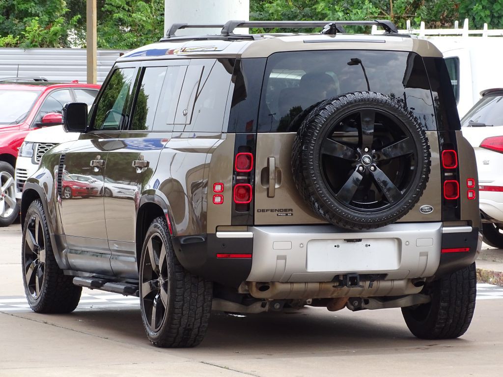 2020 Land Rover Defender Image 7