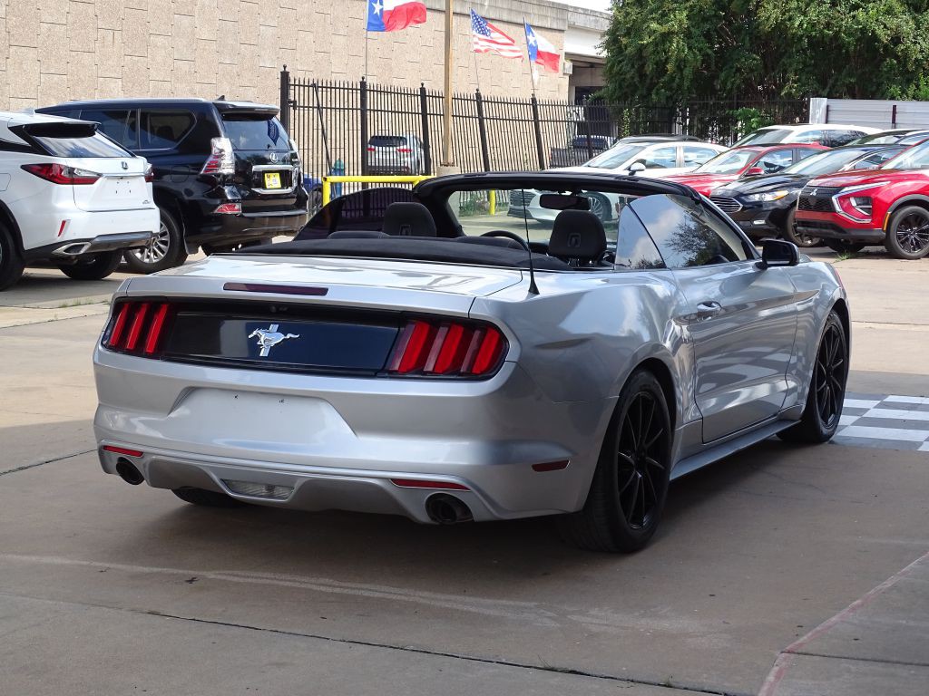 2016 Ford Mustang Image 8