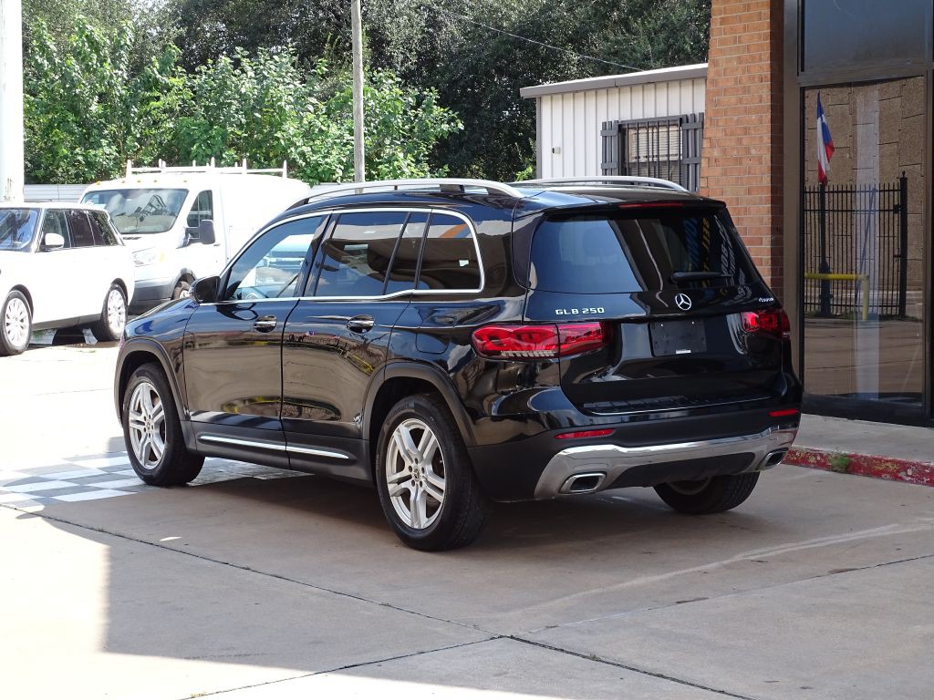 2020 Mercedes-Benz GLB Image 4