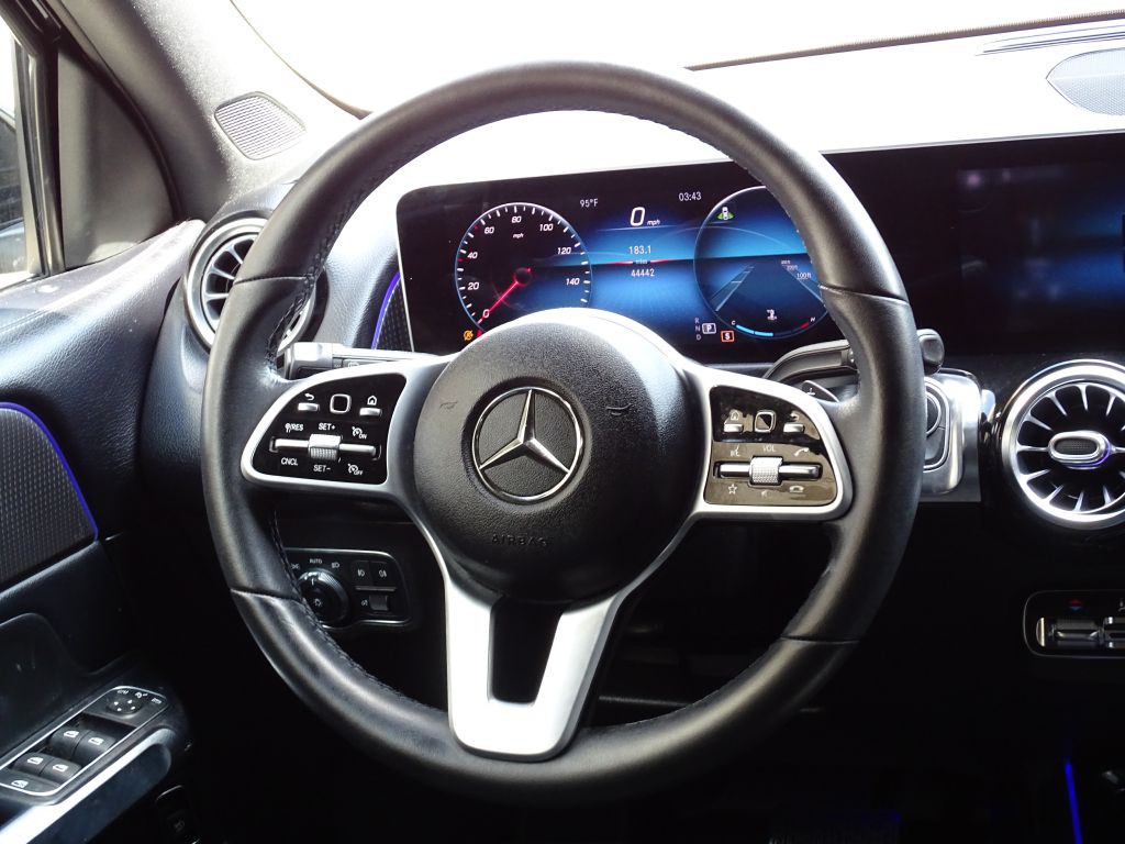 2020 Mercedes-Benz GLB Image 15