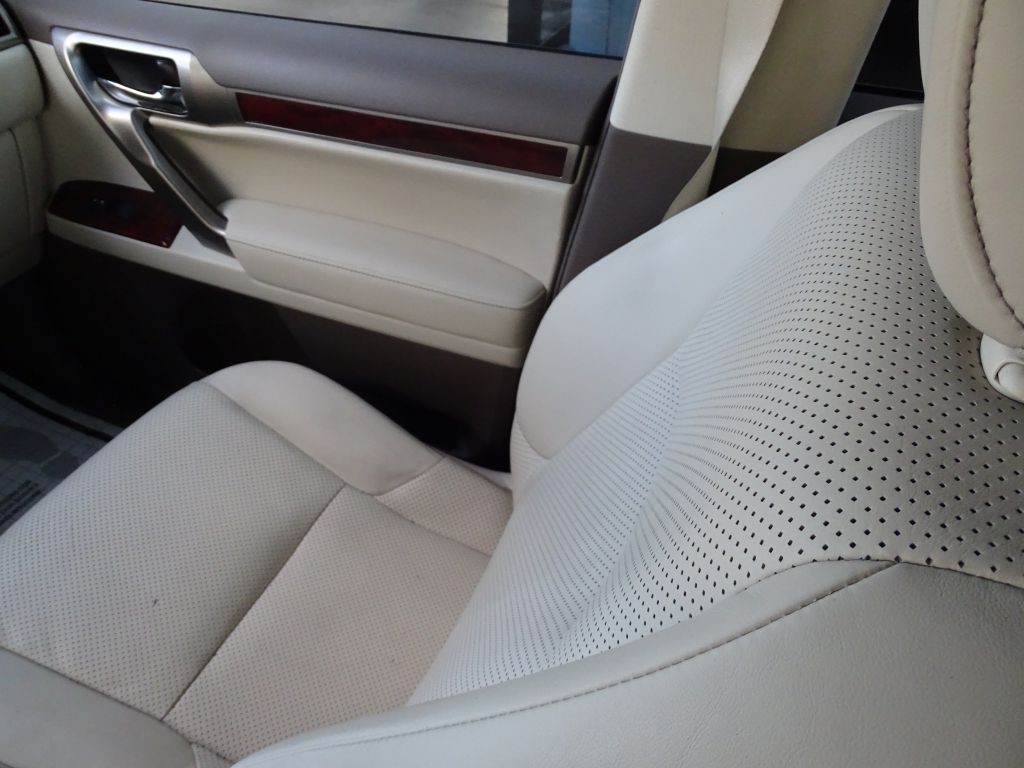 2012 Lexus GX Image 15