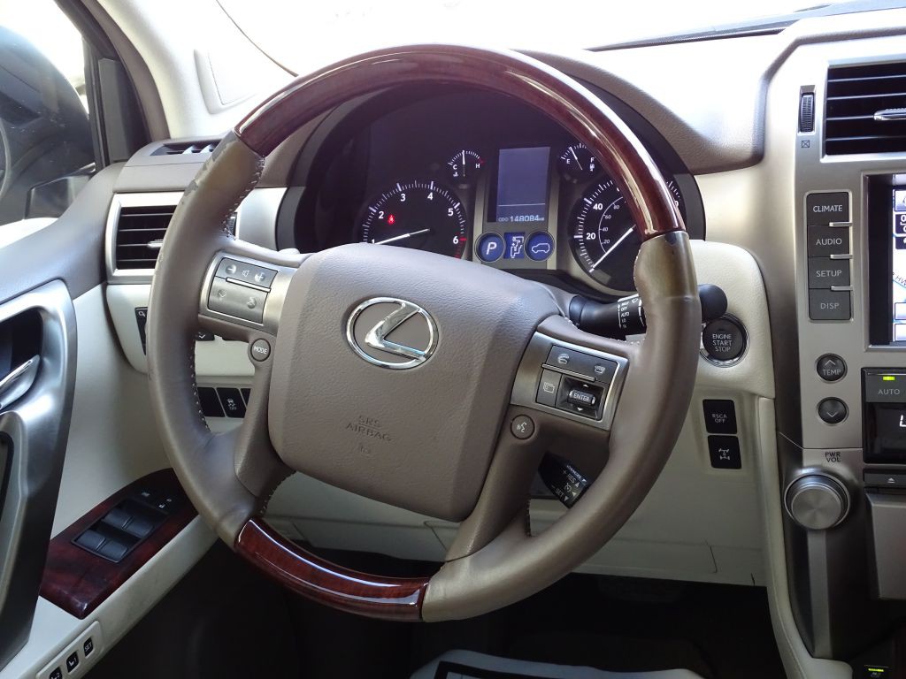 2012 Lexus GX Image 16