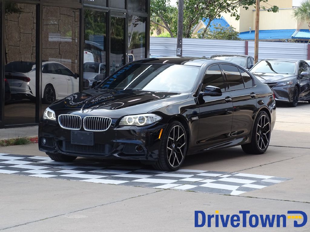 2013 BMW 5 Series Image 1