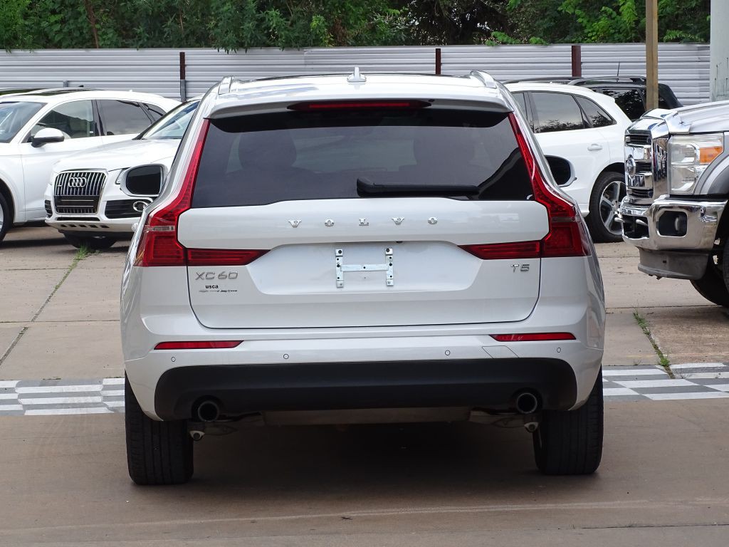 2021 Volvo XC60 Image 6