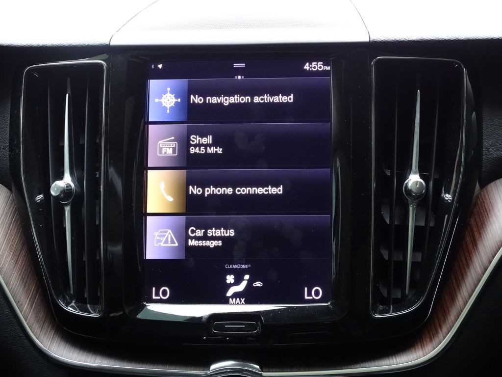 2021 Volvo XC60 Image 16