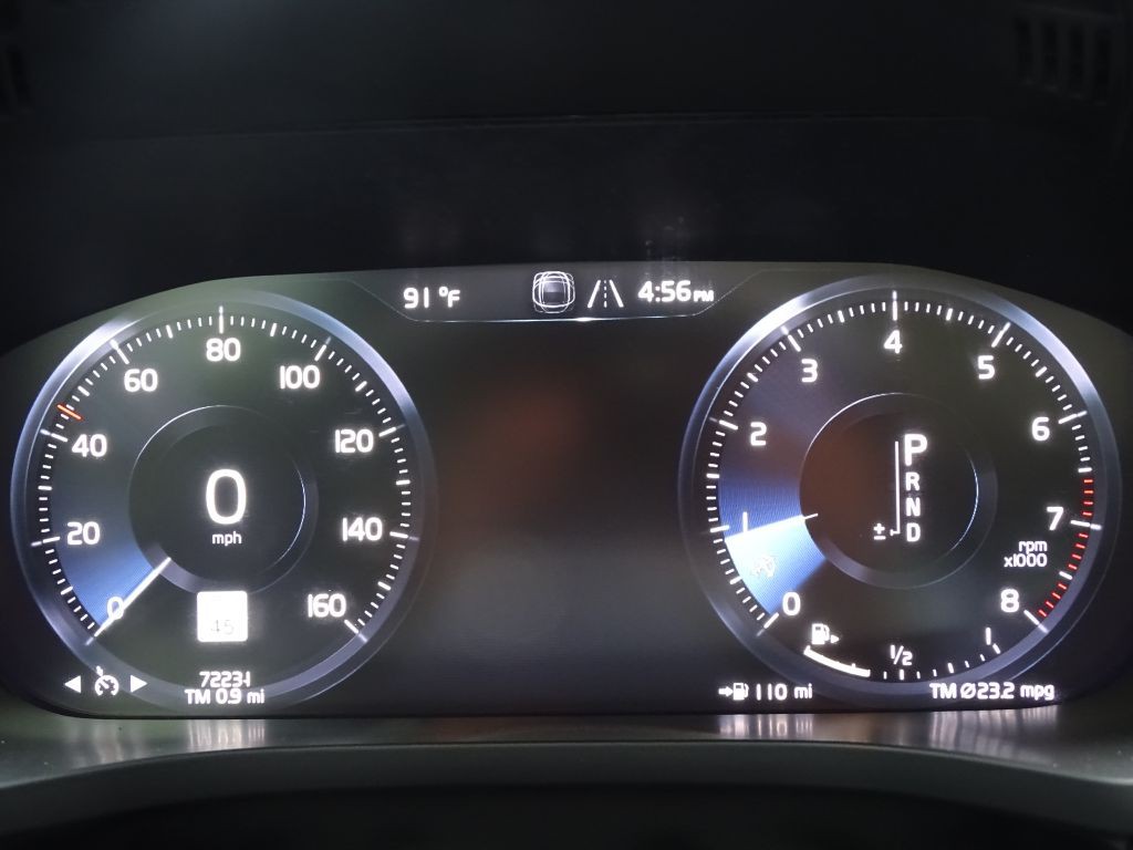2021 Volvo XC60 Image 20