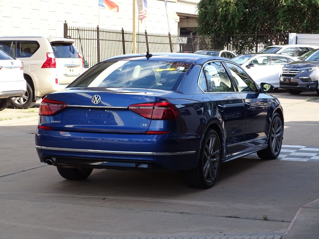 2017 Volkswagen Passat Image 7