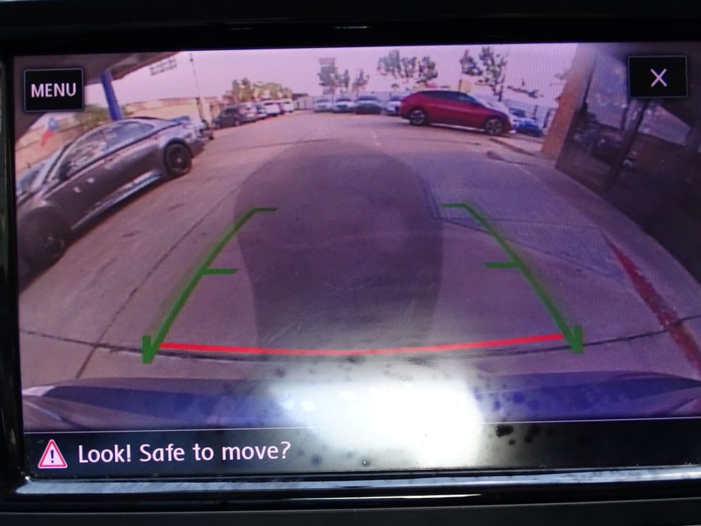 2017 Volkswagen Passat Image 21