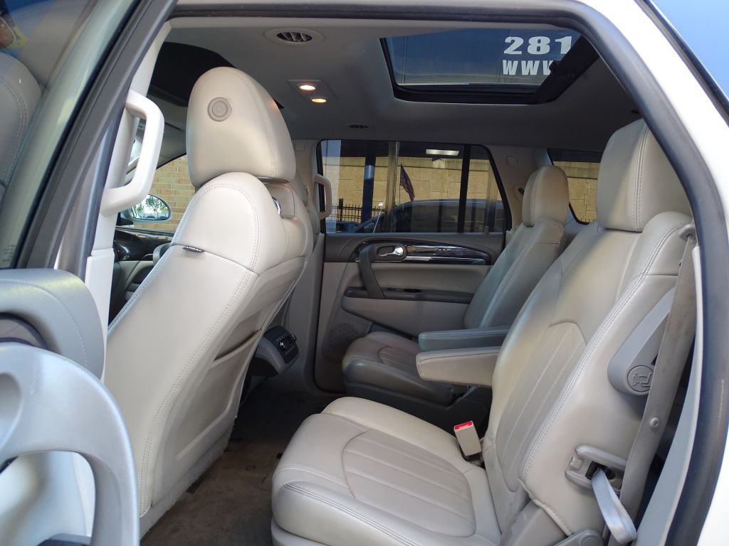 2015 Buick Enclave Image 11
