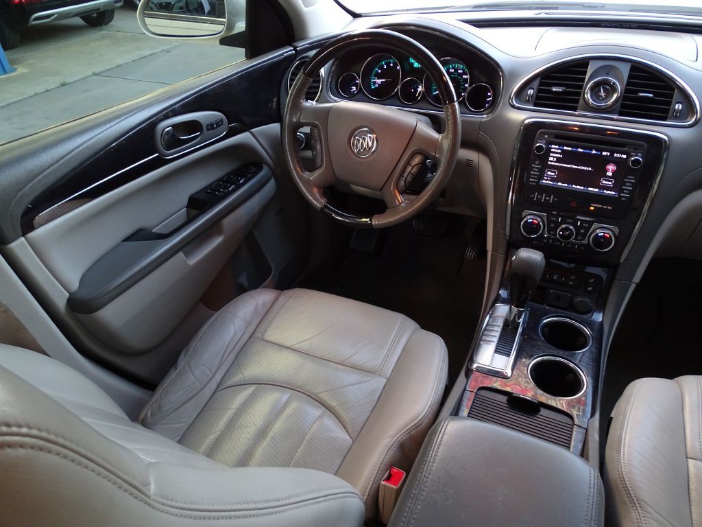 2015 Buick Enclave Image 14