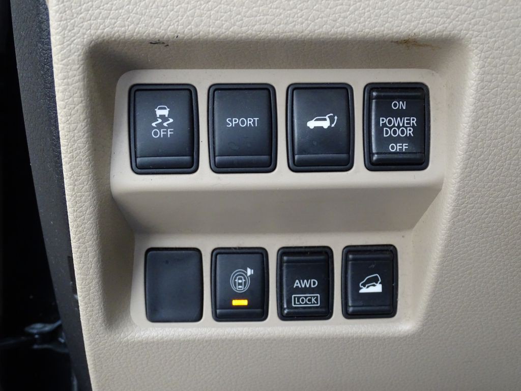 2014 Nissan Rogue Image 22