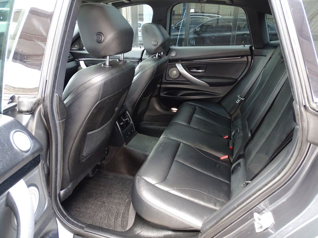 2014 BMW 3 Series Image 15