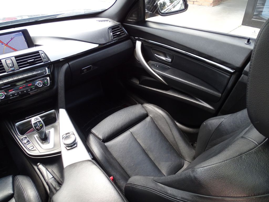 2014 BMW 3 Series Image 18