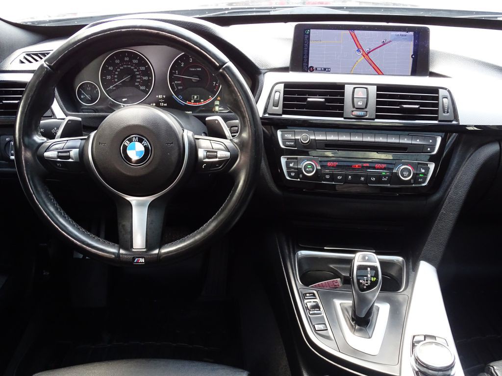 2014 BMW 3 Series Image 19