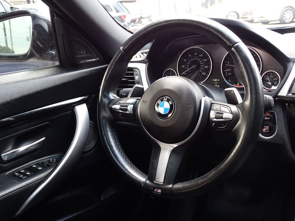 2014 BMW 3 Series Image 21