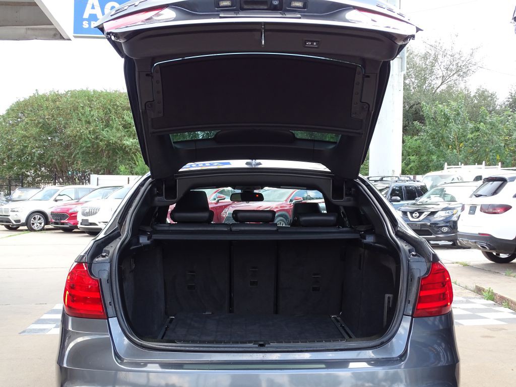 2014 BMW 3 Series Image 26