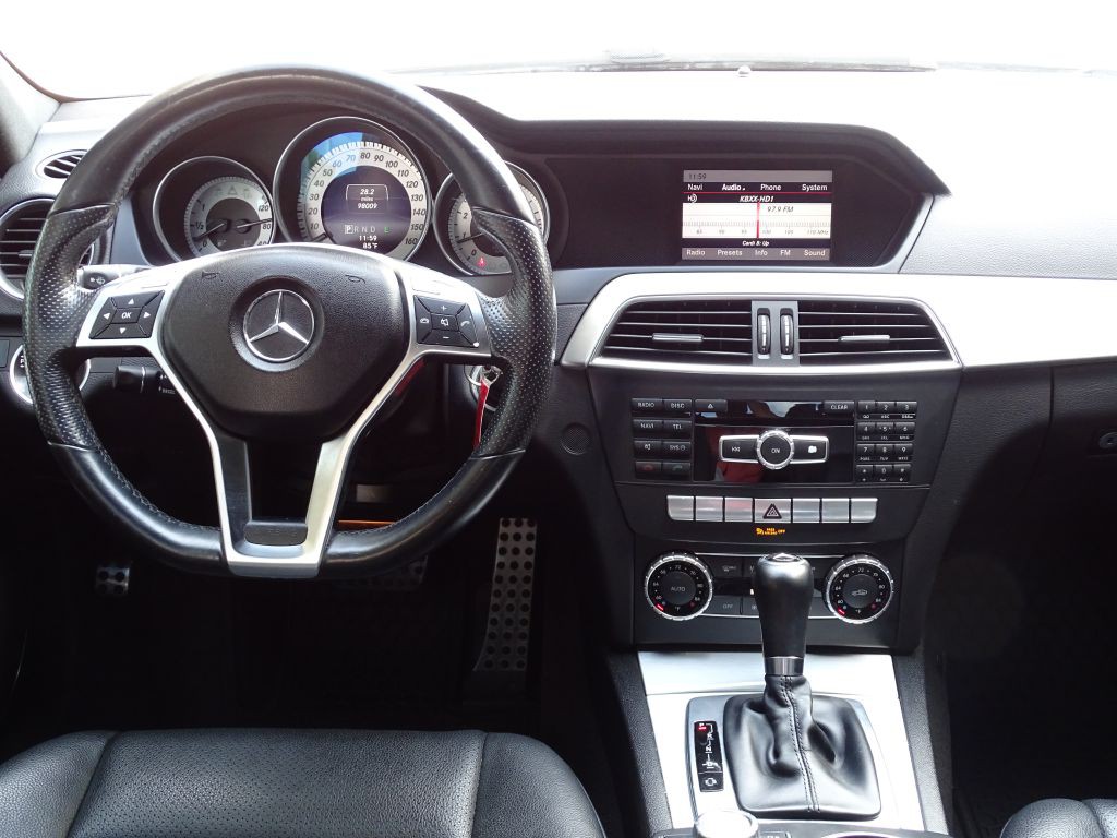 2014 Mercedes-Benz C-Class Image 15
