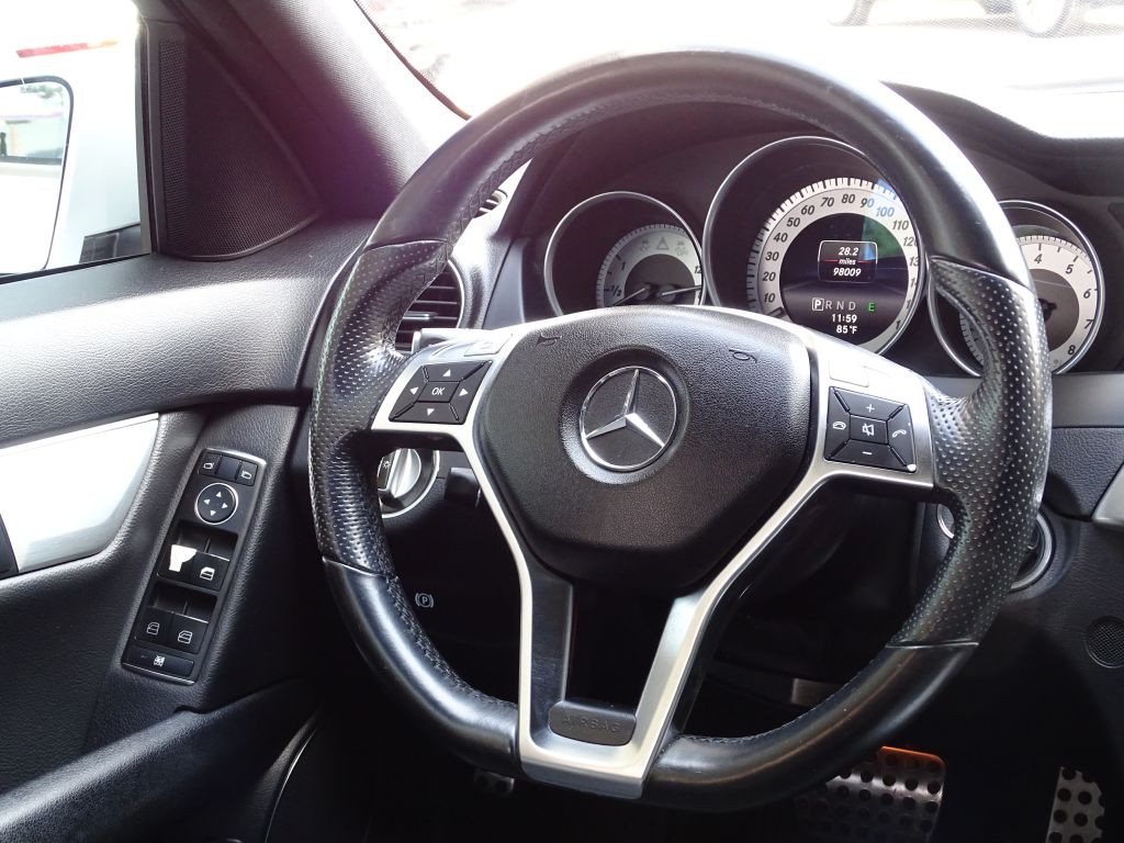 2014 Mercedes-Benz C-Class Image 18