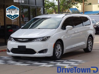 Image for 2017 Chrysler Pacifica Touring L ID: 6952649