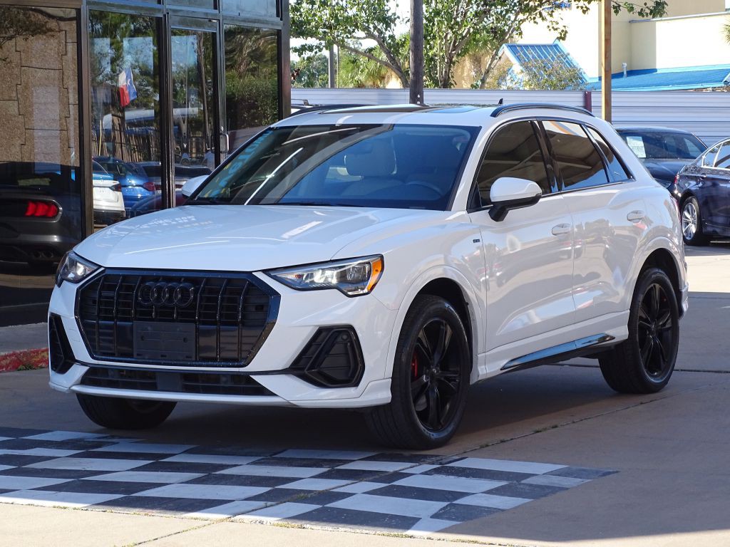 2020 Audi Q3 Image 2