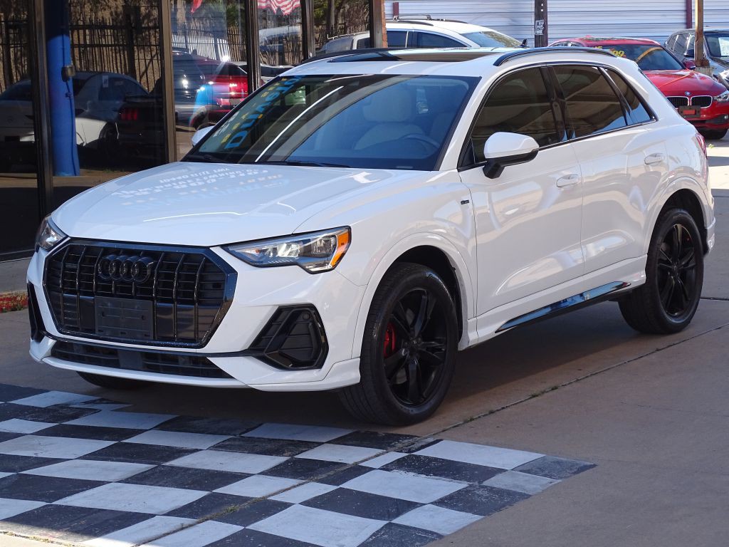 2020 Audi Q3 Image 3