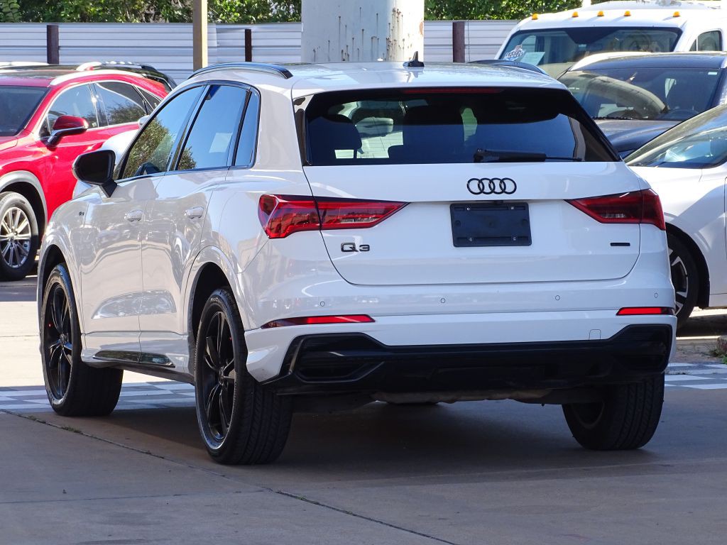 2020 Audi Q3 Image 6