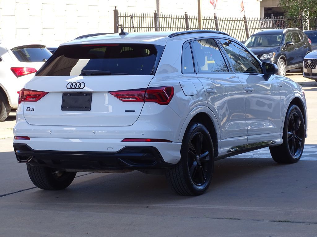 2020 Audi Q3 Image 9