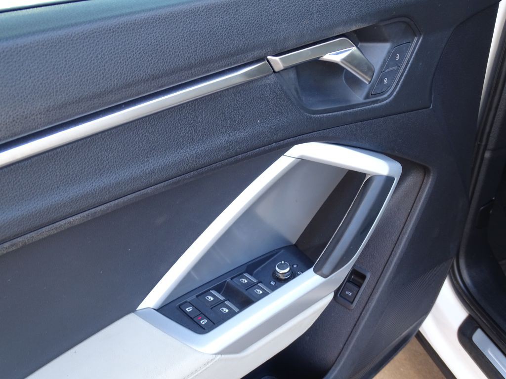 2020 Audi Q3 Image 20